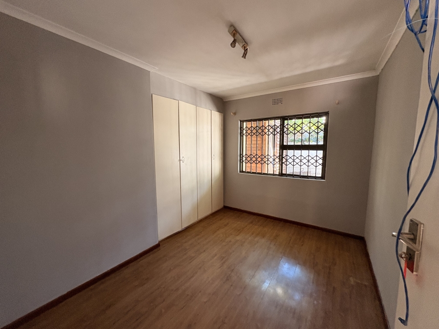 To Let 4 Bedroom Property for Rent in Kirstenhof Western Cape